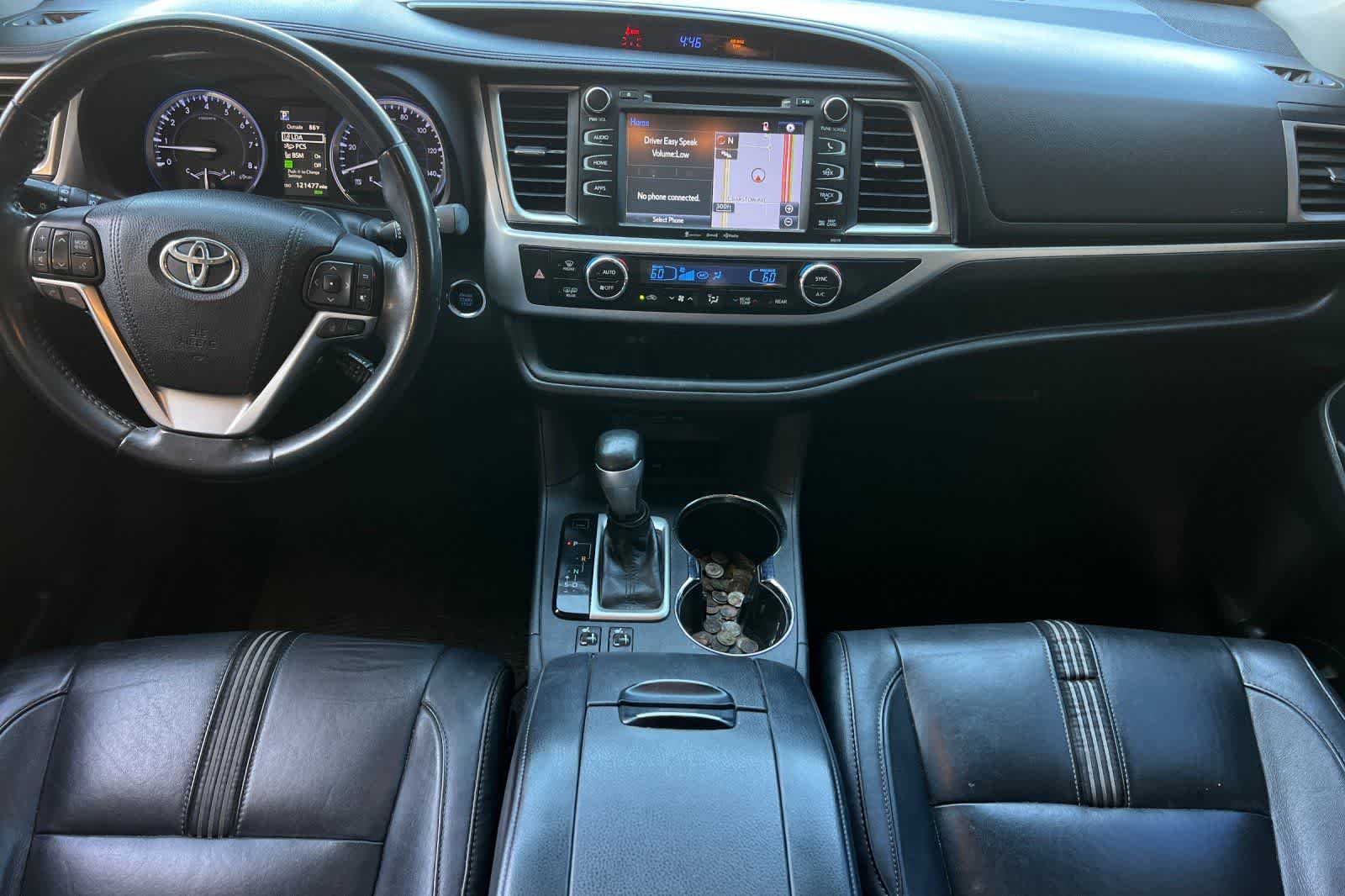 Thumbnail: 2018 Toyota Highlander - 4