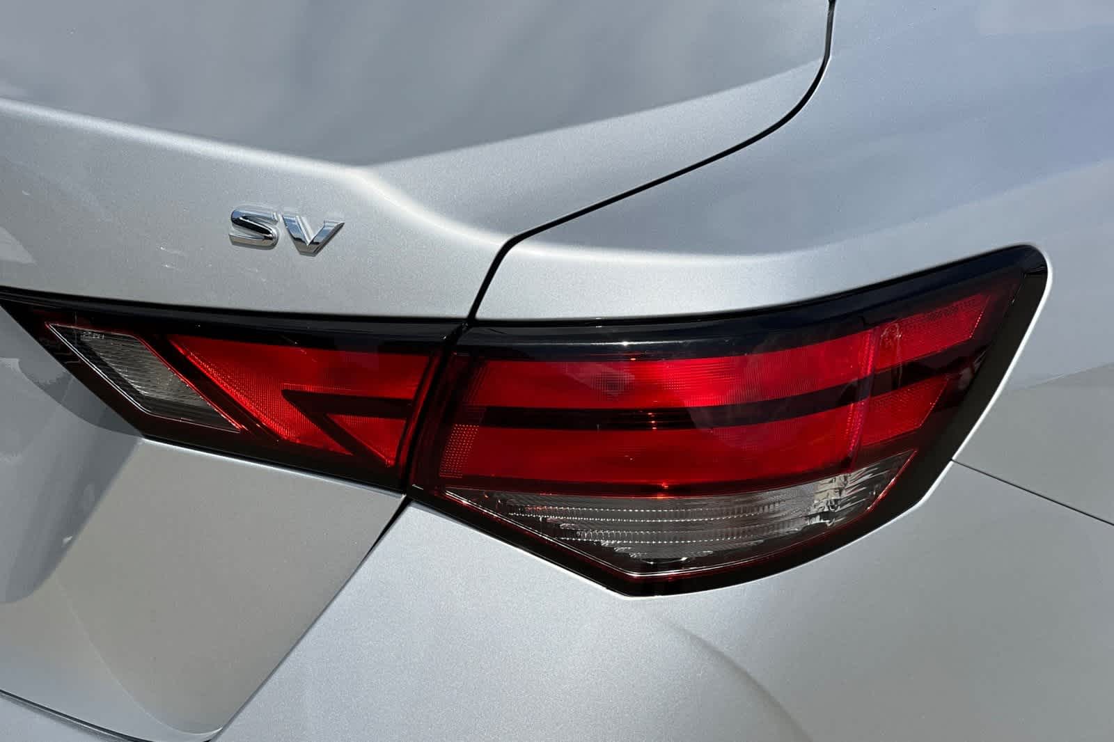 2022 Nissan Sentra SV 27