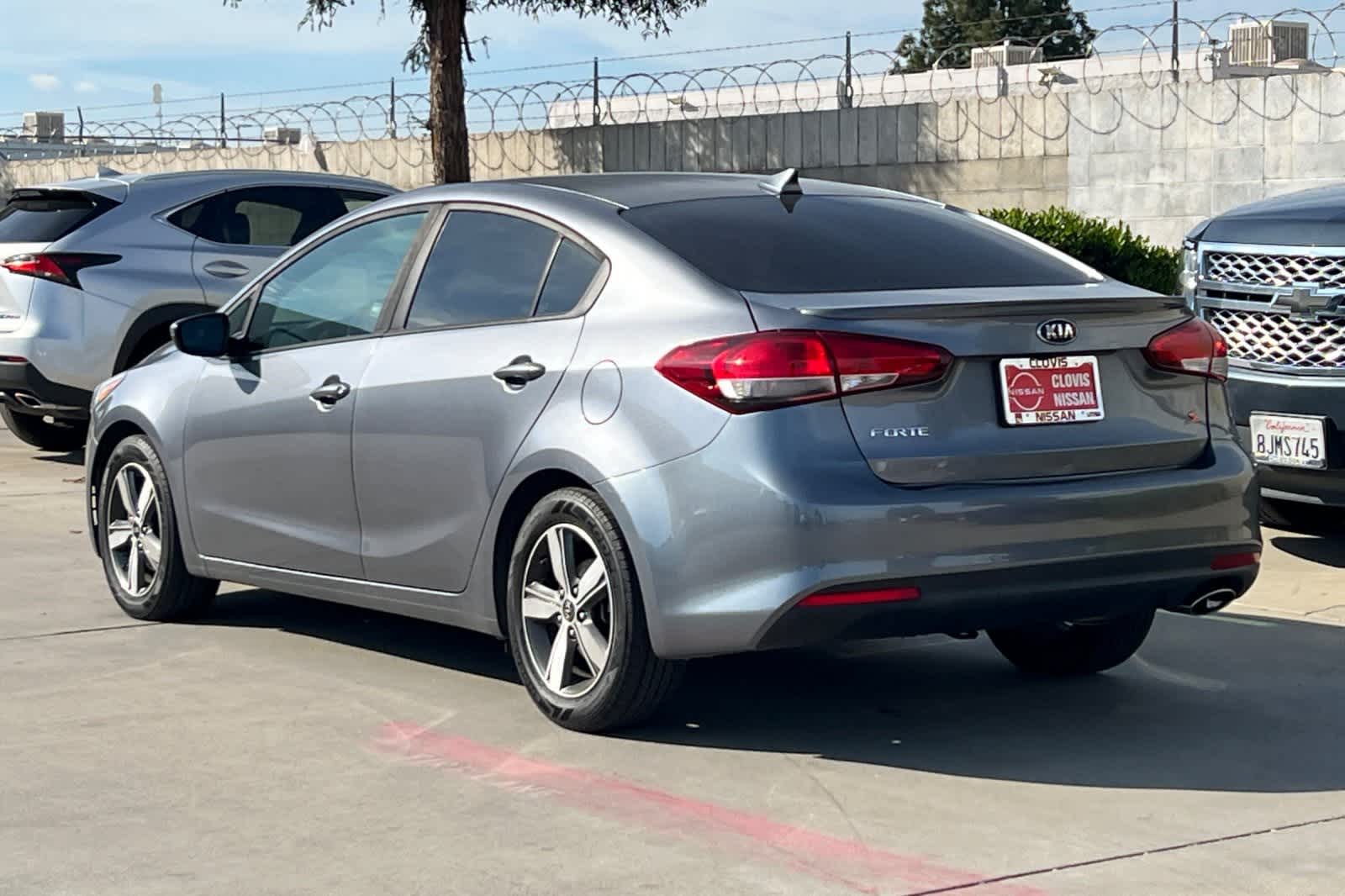 Thumbnail: 2018 Kia Forte - 7