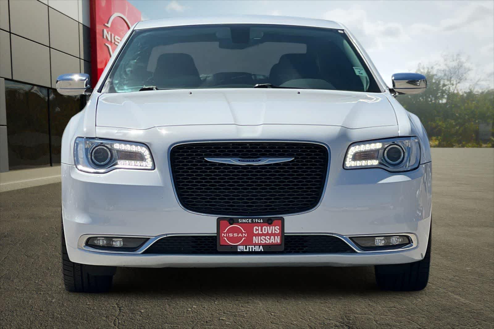 Thumbnail: 2019 Chrysler 300 - 11