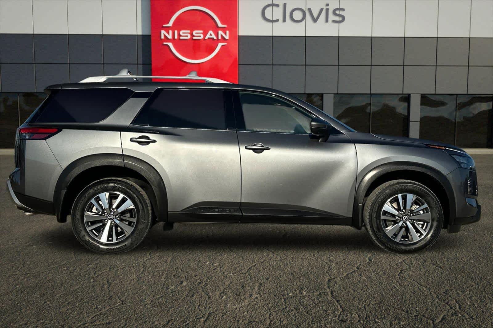 Thumbnail: 2025 Nissan Pathfinder - 9