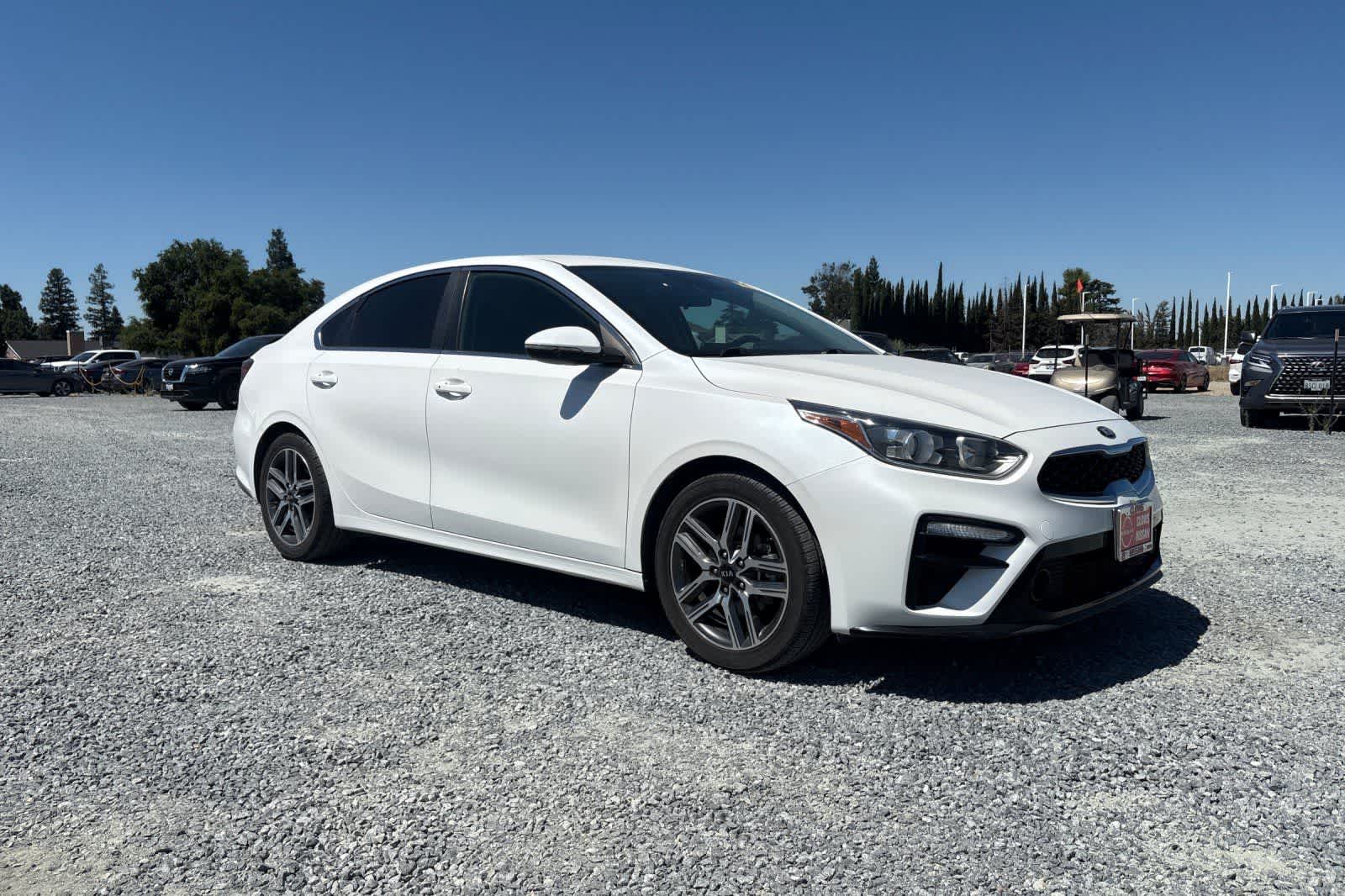 Thumbnail: 2019 Kia Forte - 10