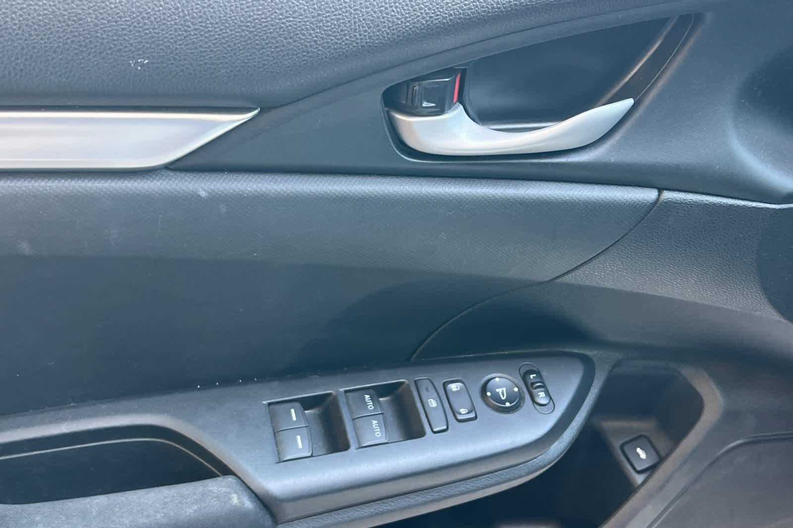 Thumbnail: 2020 Honda Civic - 15