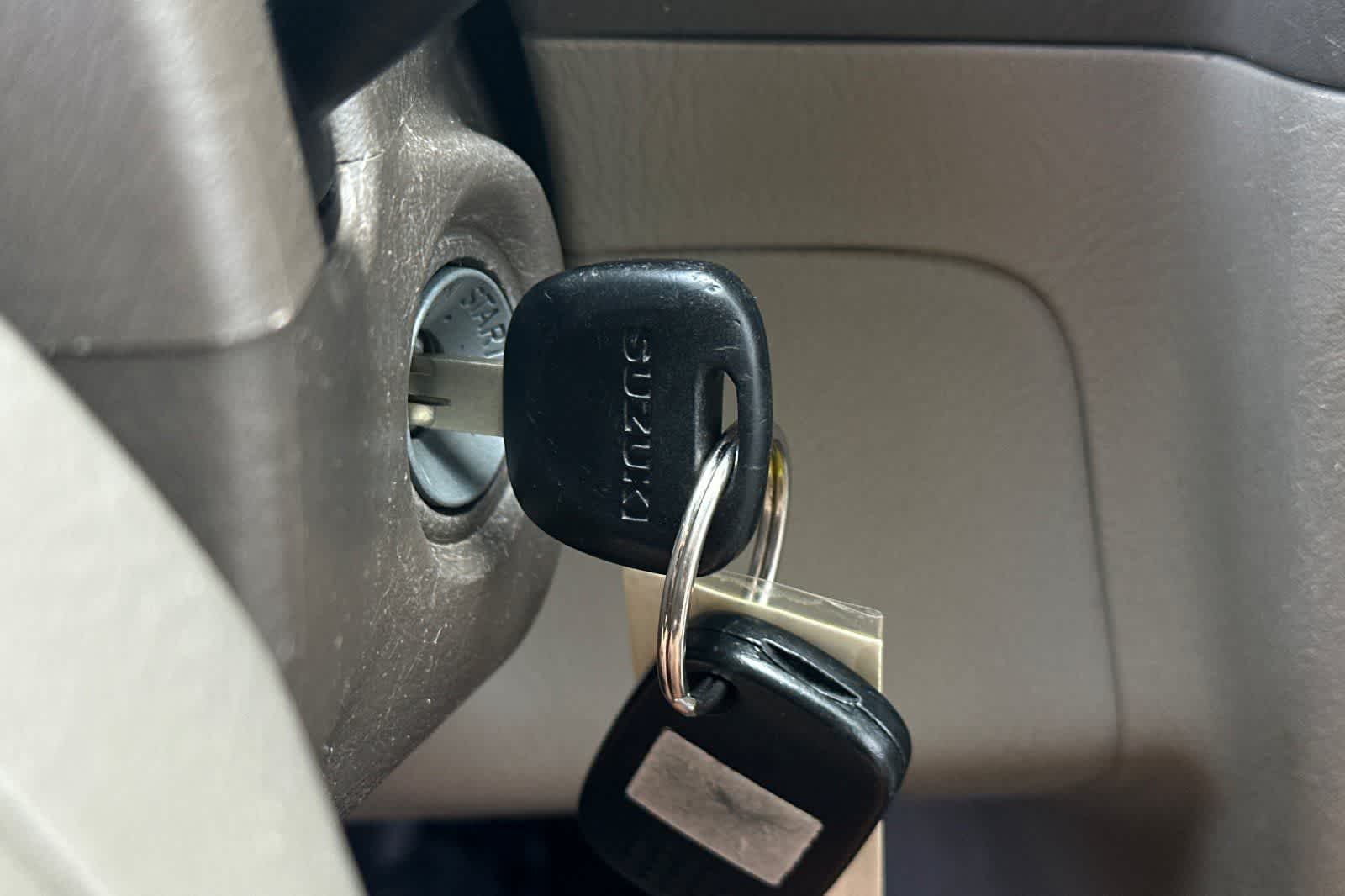 Thumbnail: 2006 Suzuki XL-7 - 26