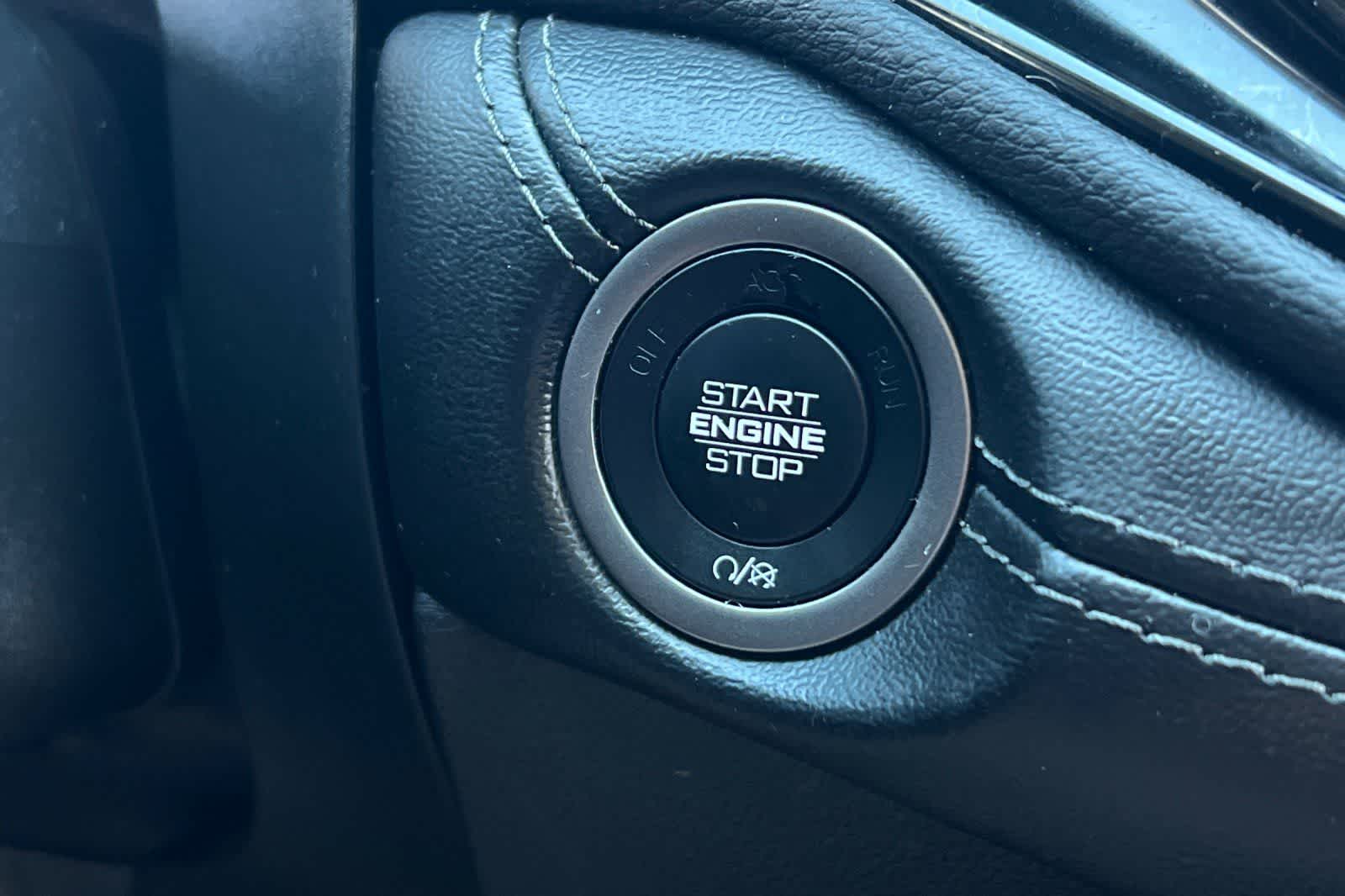 Thumbnail: 2021 Dodge Durango - 30