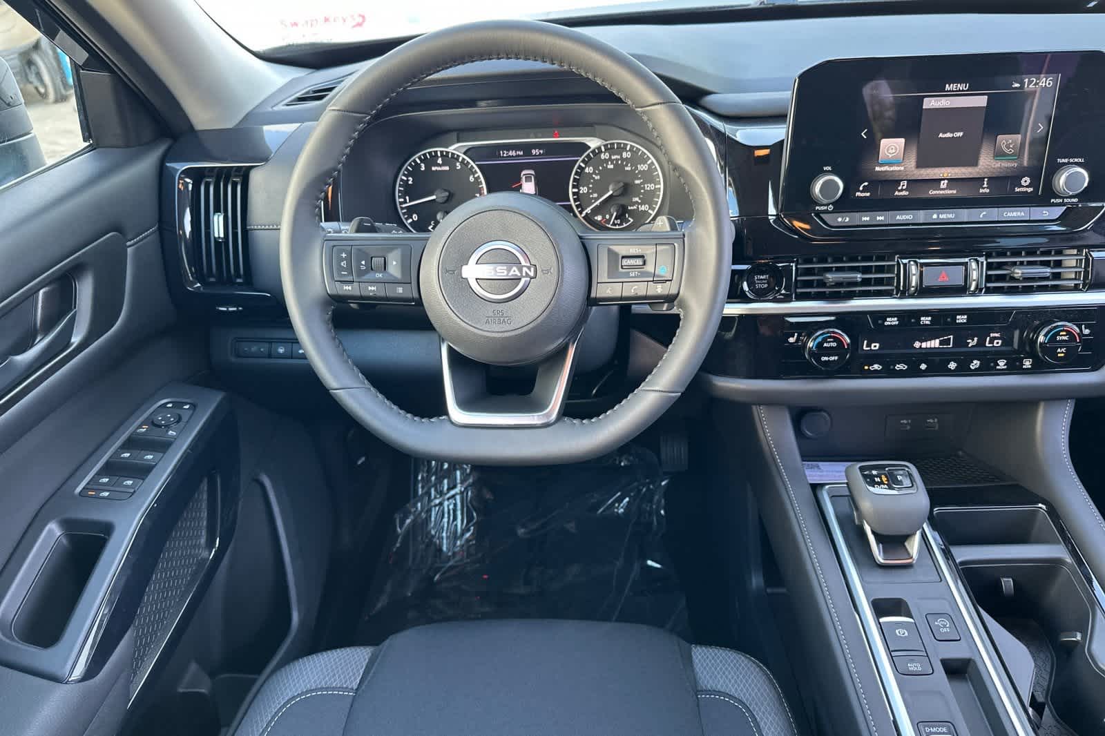 Thumbnail: 2025 Nissan Pathfinder - 15