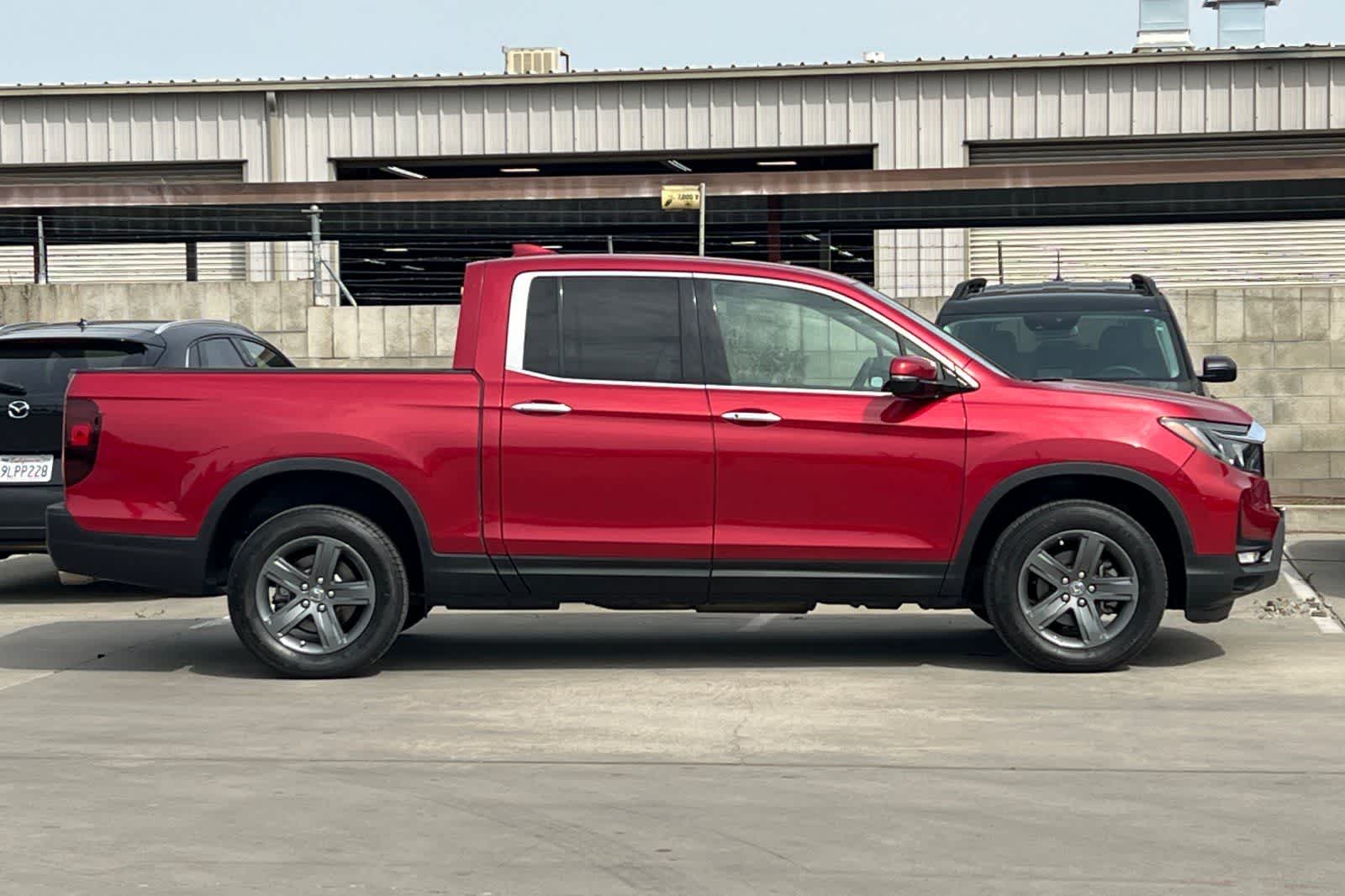 Thumbnail: 2023 Honda Ridgeline - 9