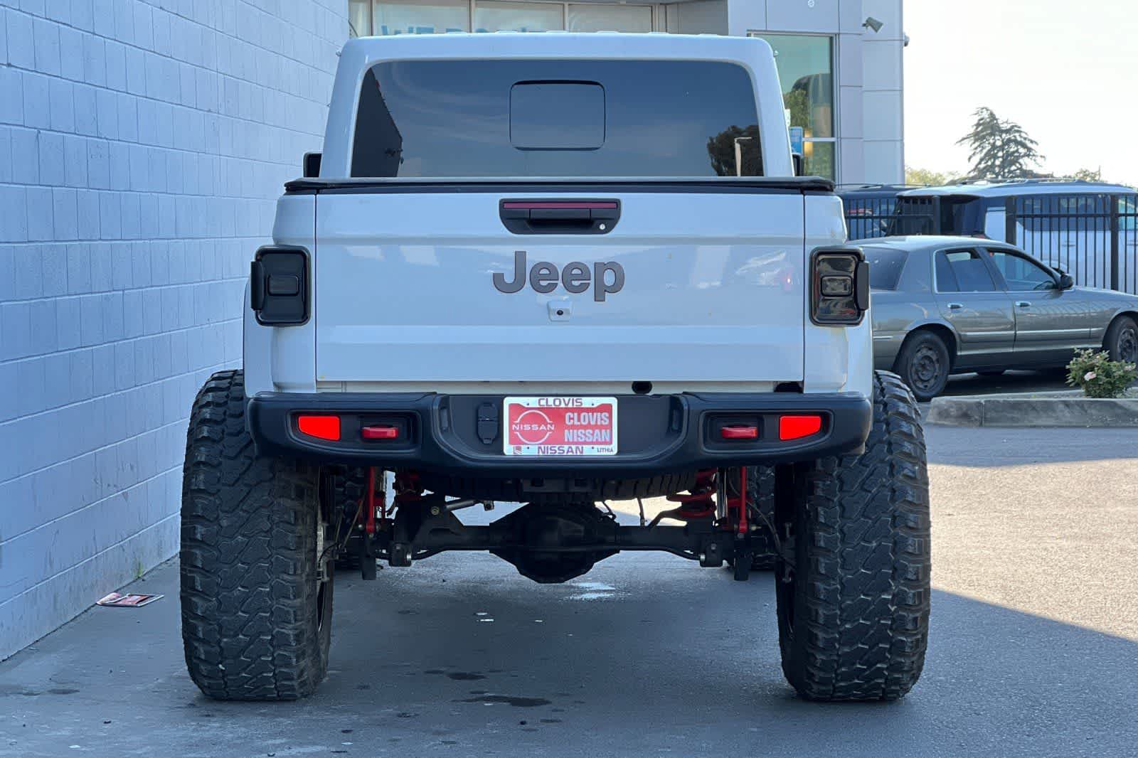 Thumbnail: 2020 Jeep Gladiator - 8