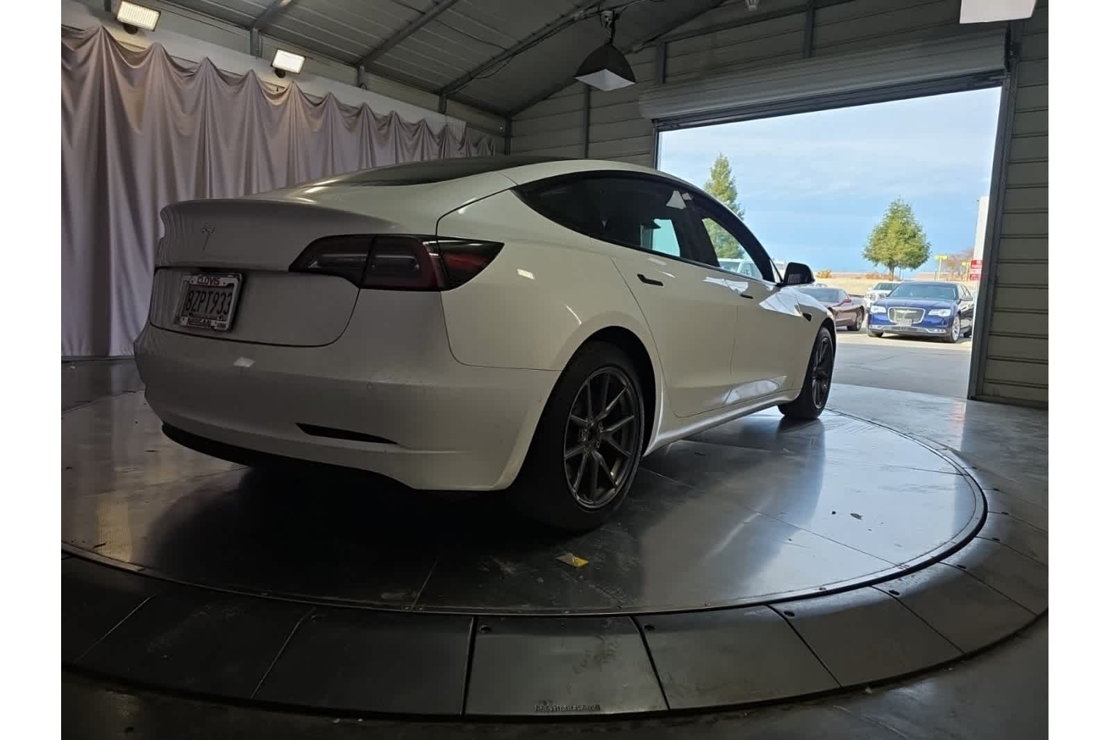 Thumbnail: 2022 Tesla Model 3 - 8