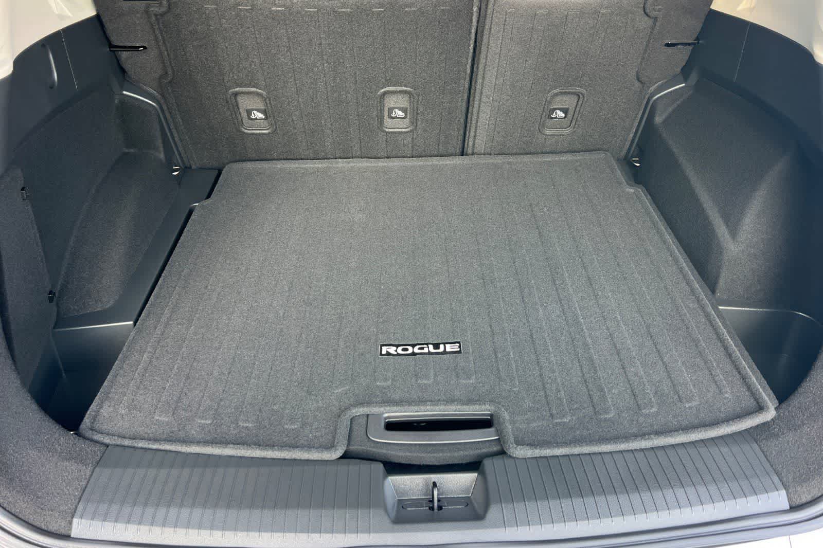 Thumbnail: 2026 Nissan Rogue - 16