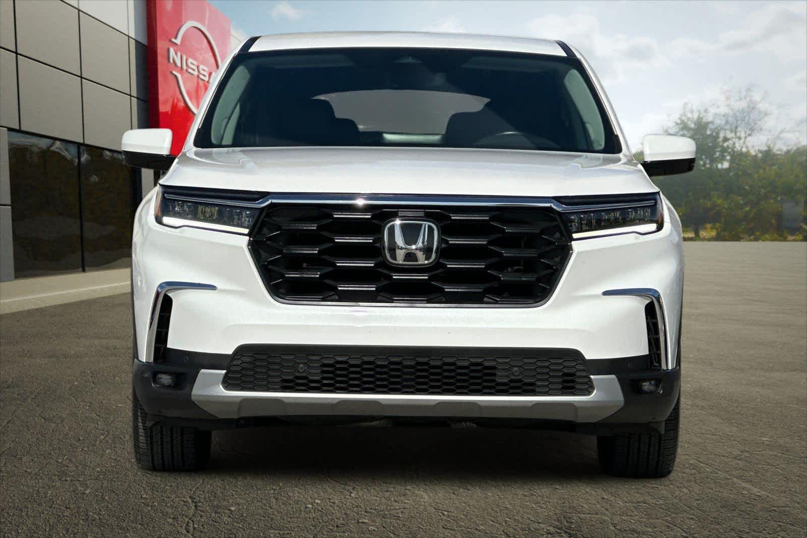 Thumbnail: 2024 Honda Pilot - 11