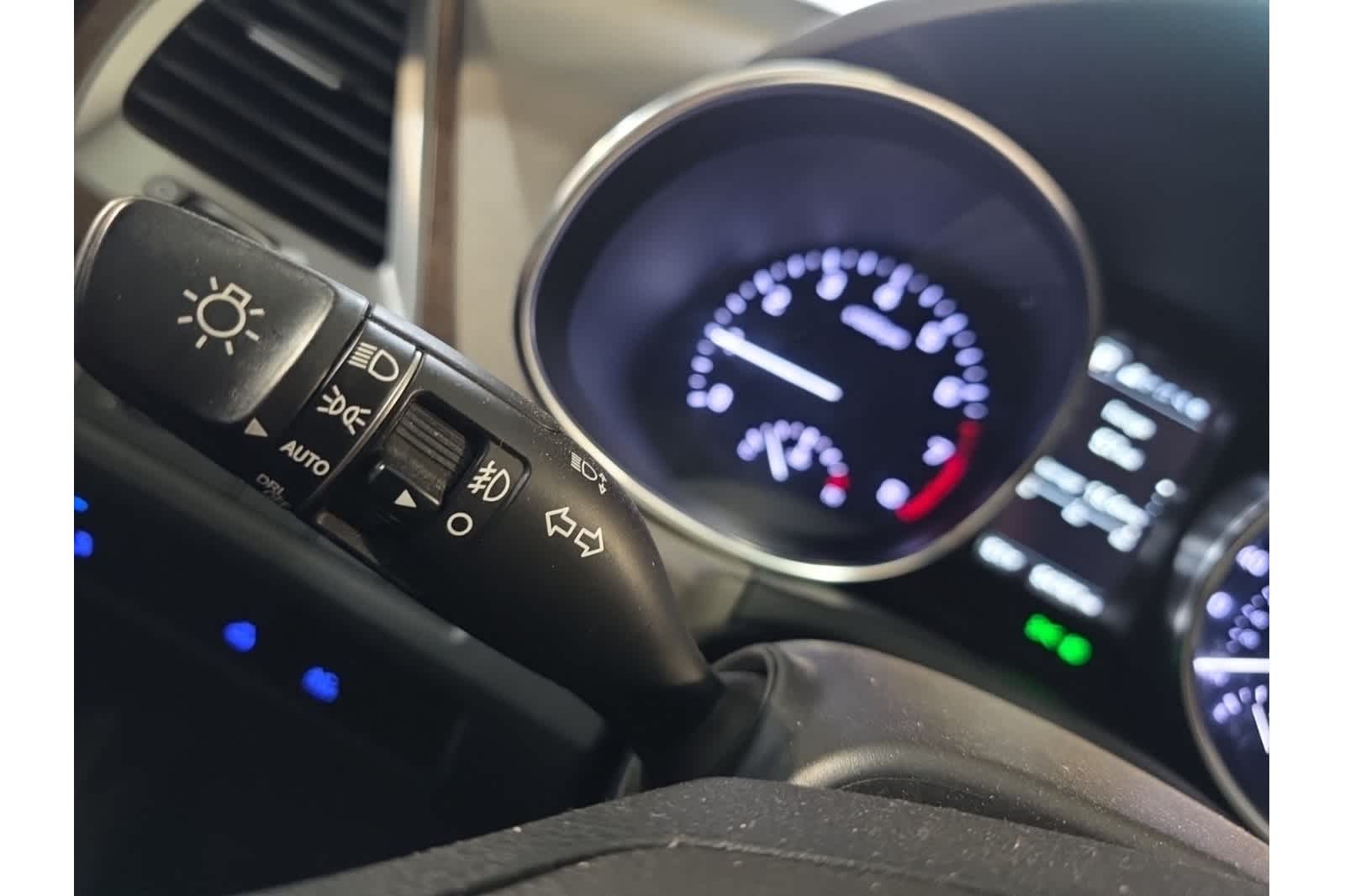 Thumbnail: 2018 Hyundai Santa Fe - 28