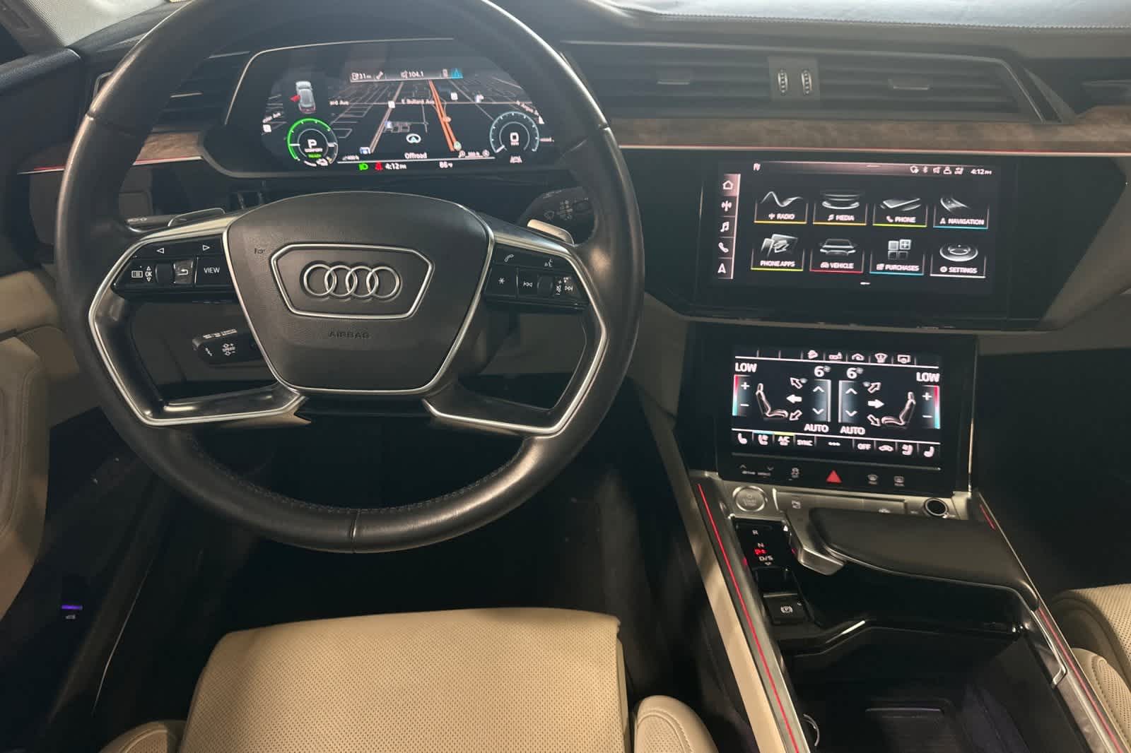 Thumbnail: 2019 Audi e-tron - 17