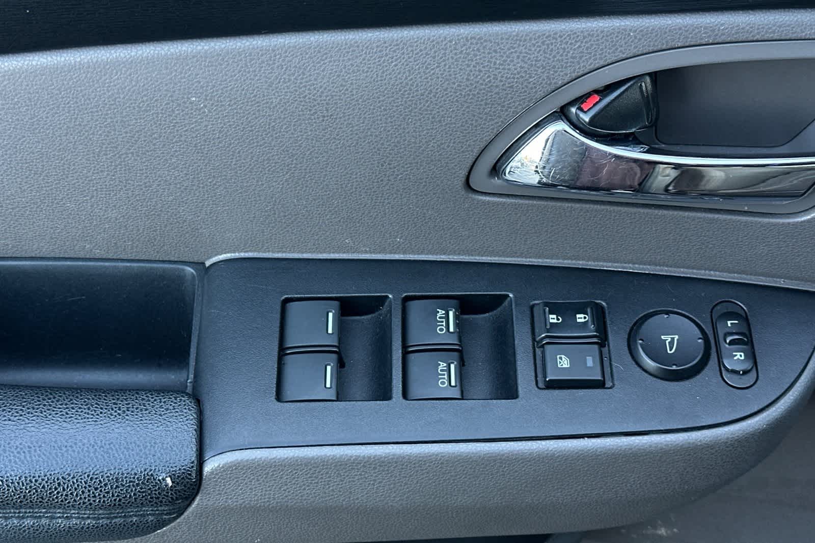 Thumbnail: 2014 Honda Odyssey - 13