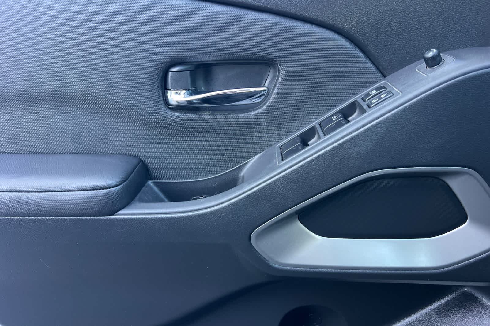 Thumbnail: 2024 Nissan Frontier - 13