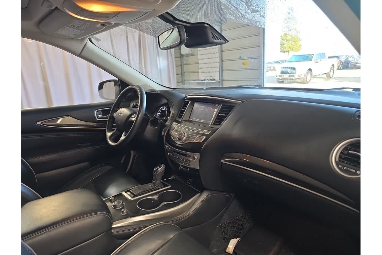 Thumbnail: 2020 INFINITI QX60 - 11