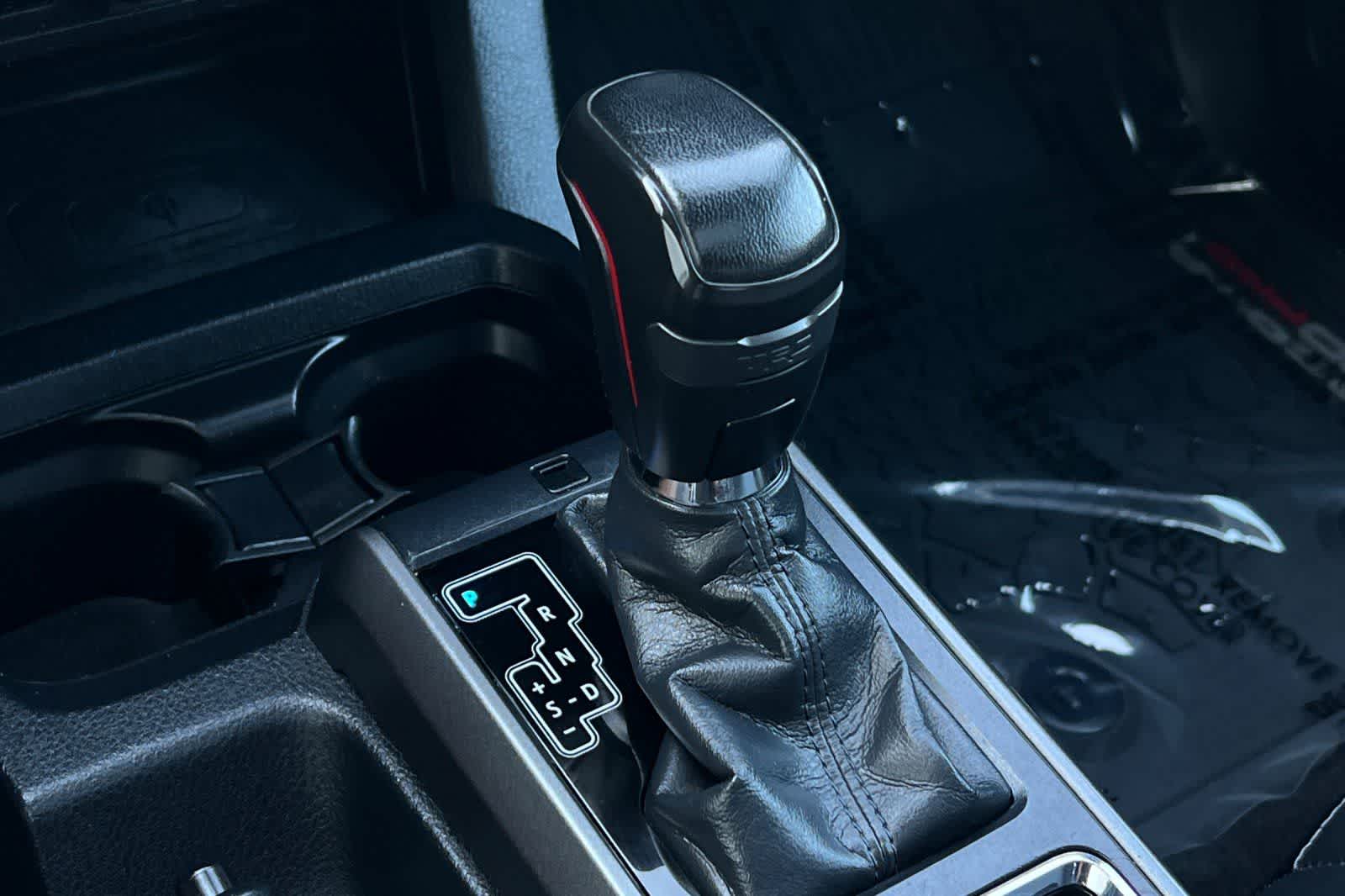 Thumbnail: 2019 Toyota Tacoma - 26