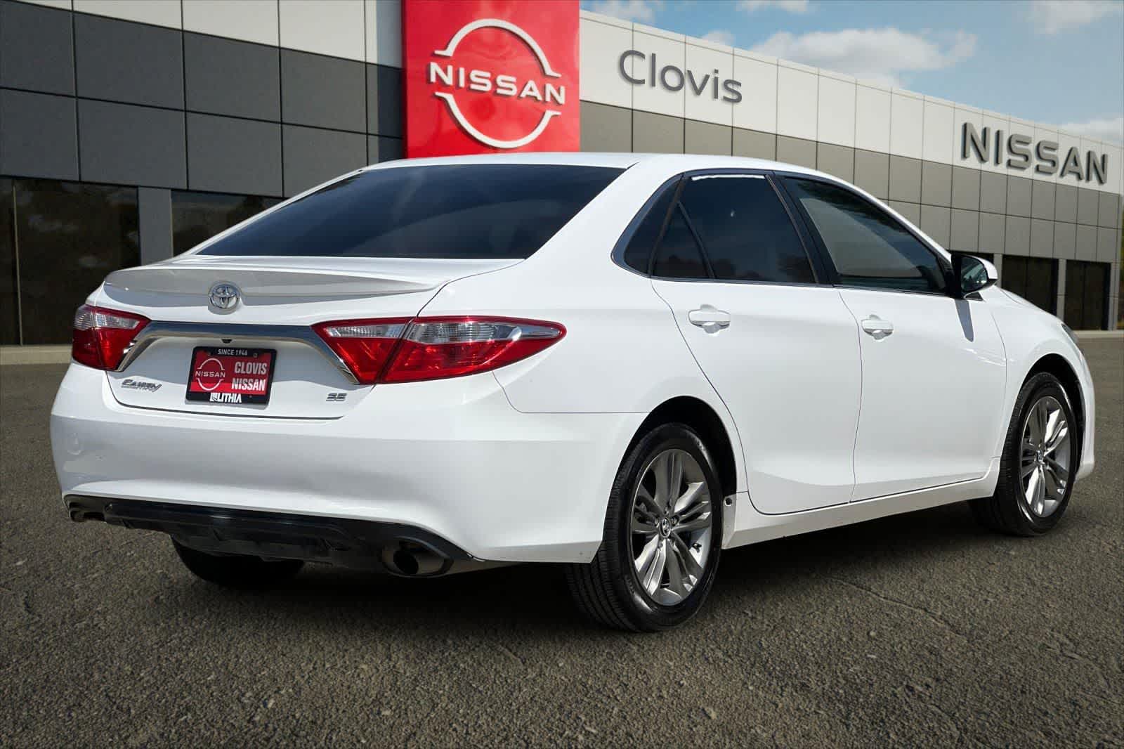 Thumbnail: 2015 Toyota Camry - 3