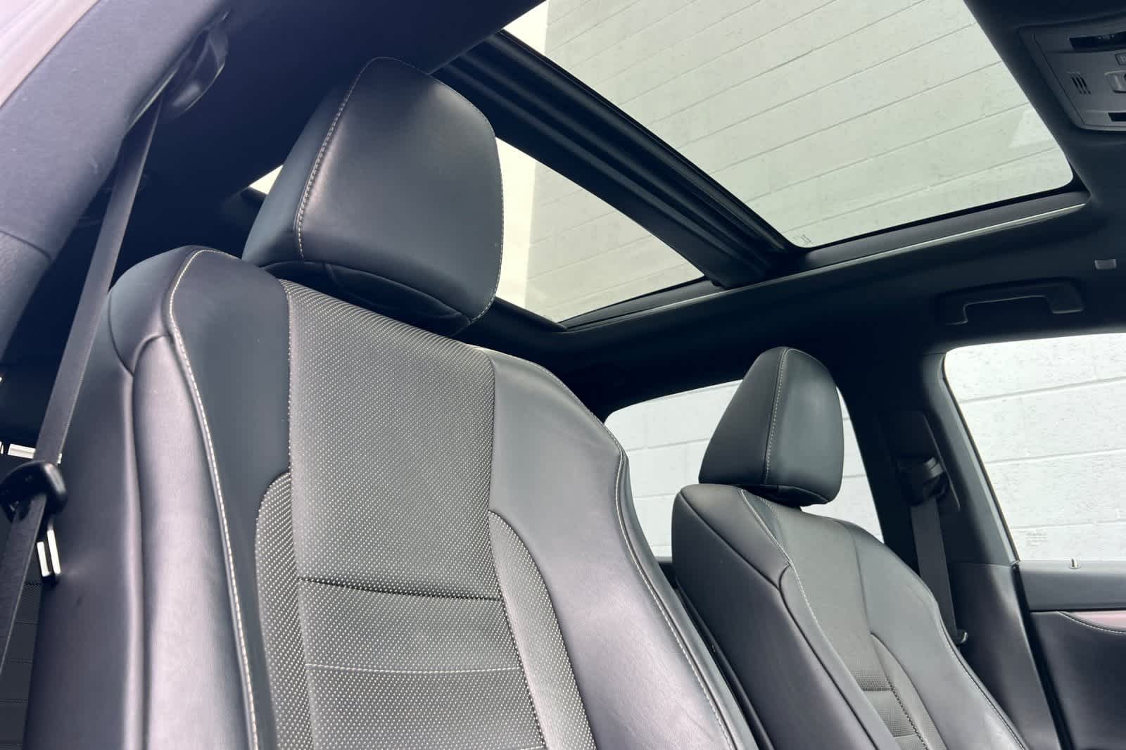 Thumbnail: 2019 Lexus RX - 16