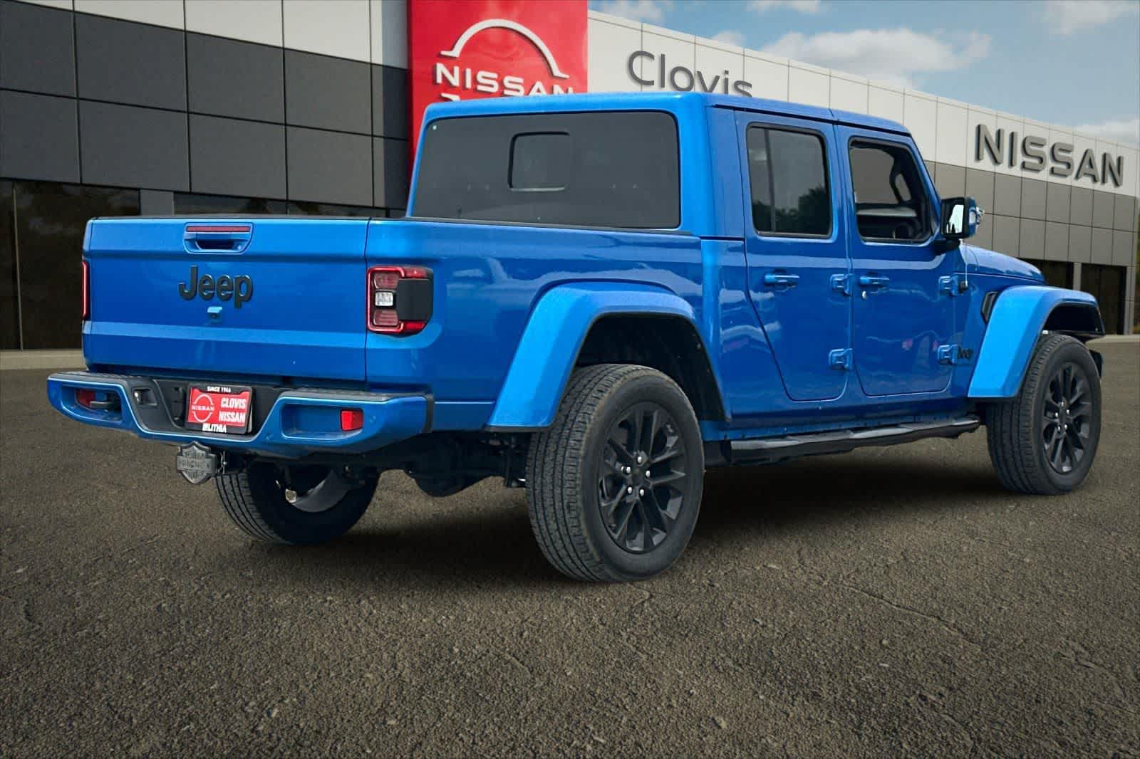 Thumbnail: 2023 Jeep Gladiator - 2