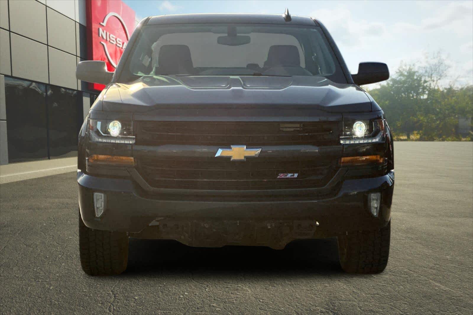 Thumbnail: 2018 Chevrolet Silverado 1500 - 11