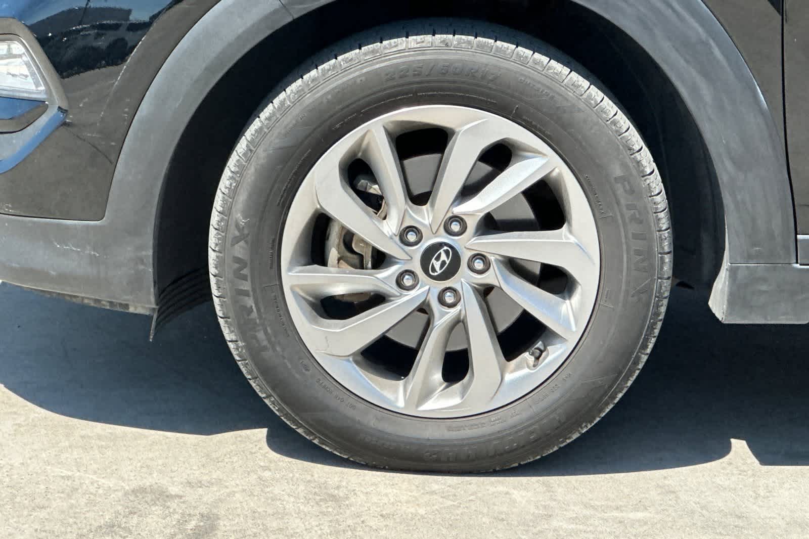 Thumbnail: 2018 Hyundai Tucson - 12