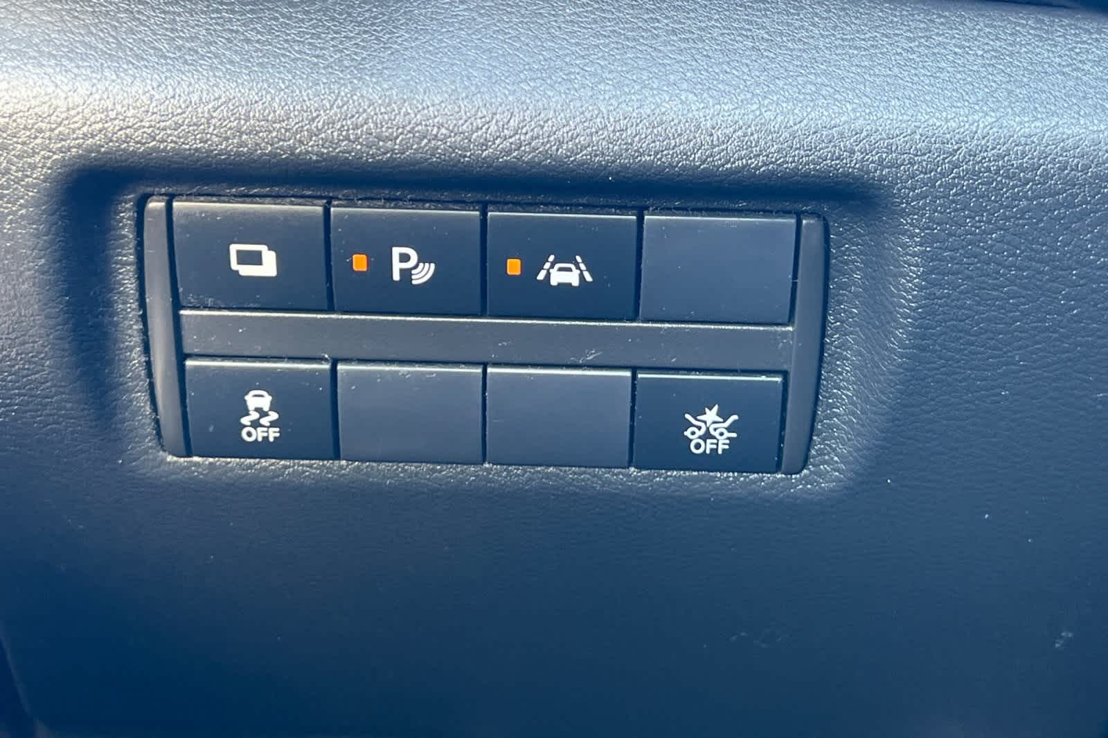 Thumbnail: 2021 Nissan Versa - 31