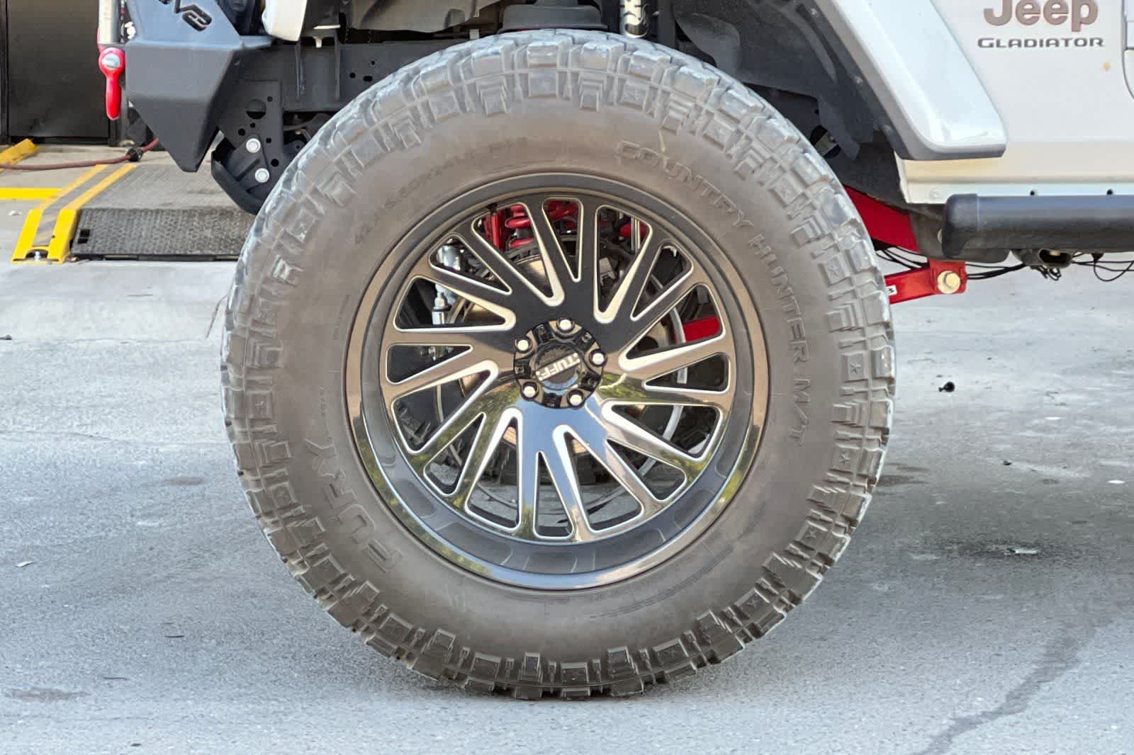 Thumbnail: 2020 Jeep Gladiator - 12