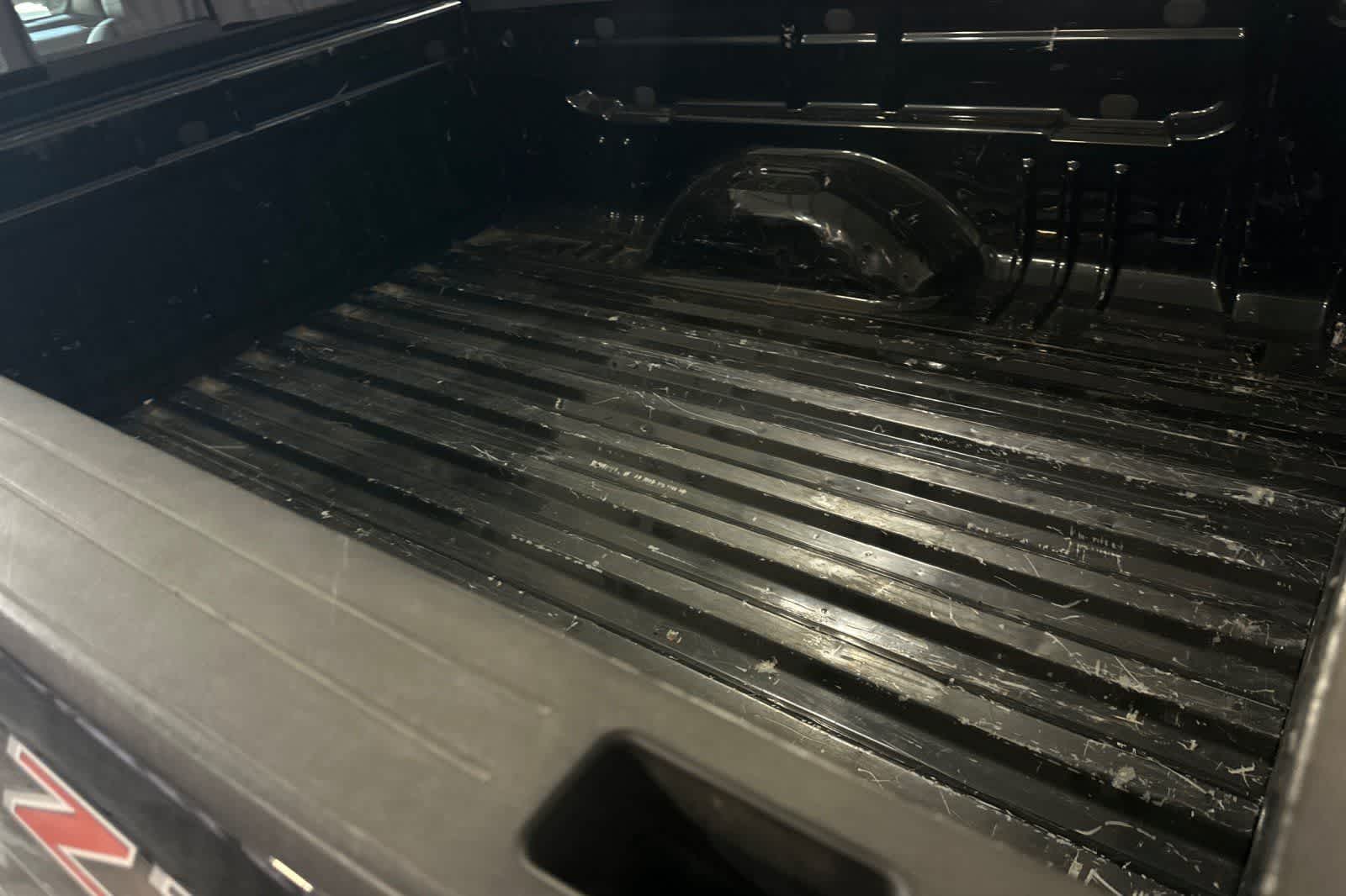 Thumbnail: 2019 Chevrolet Colorado - 18