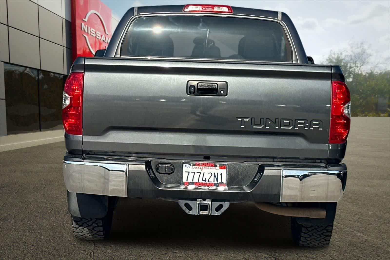 Thumbnail: 2014 Toyota Tundra - 8
