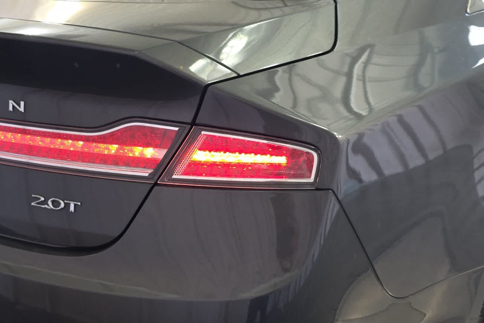Thumbnail: 2017 Lincoln MKZ - 13