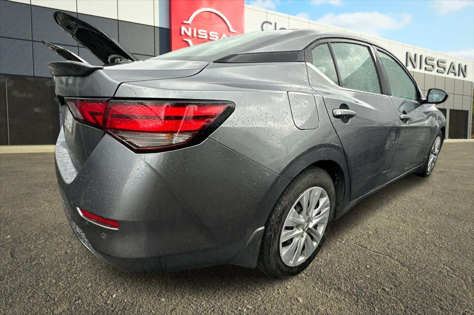Thumbnail: 2021 Nissan Sentra - 3