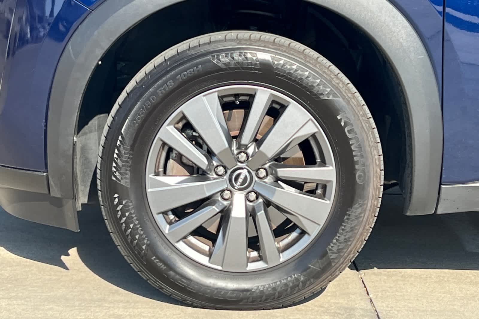 Thumbnail: 2025 Nissan Pathfinder - 12