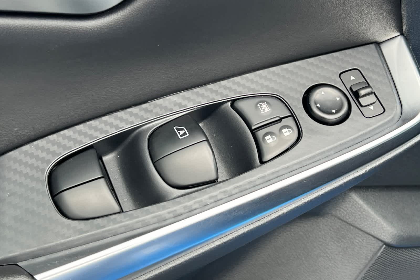 Thumbnail: 2023 Nissan Sentra - 14