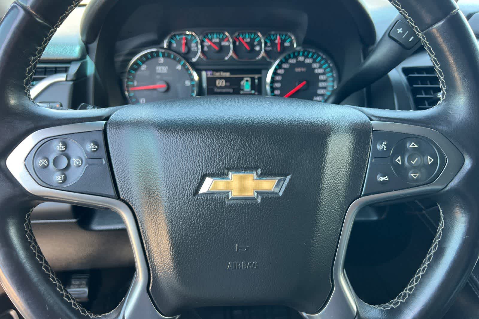 Thumbnail: 2016 Chevrolet Tahoe - 30