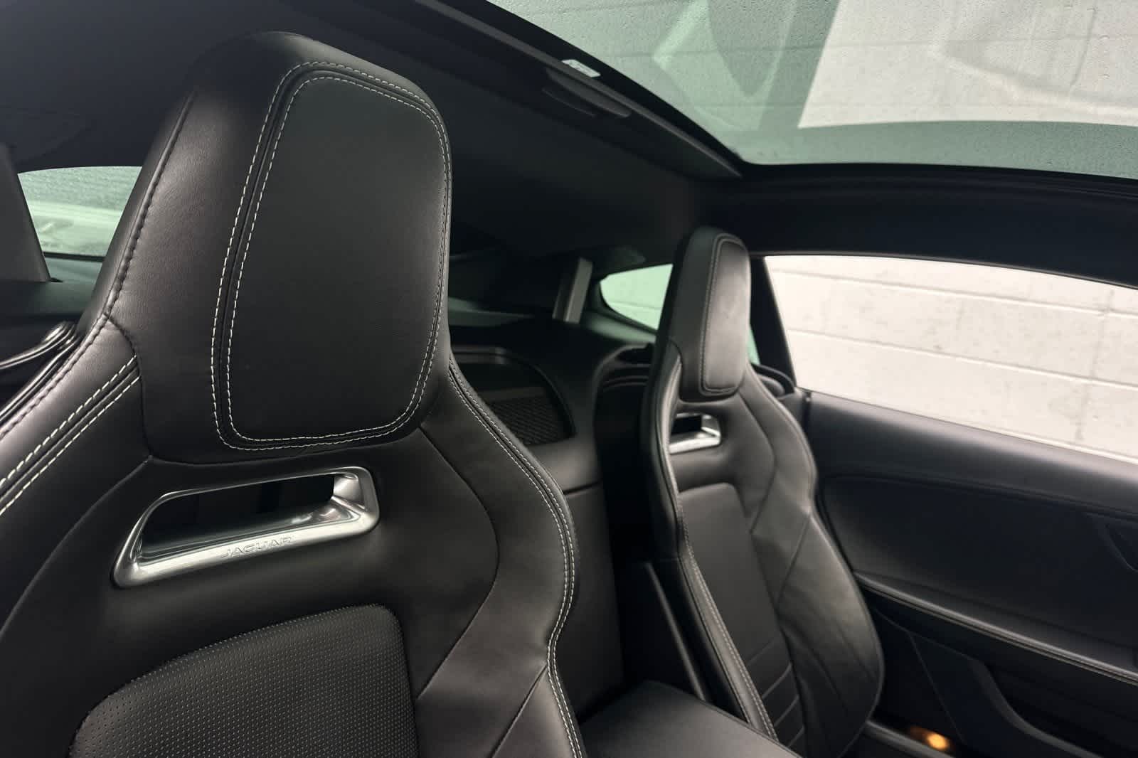 Thumbnail: 2018 Jaguar F-Type - 17