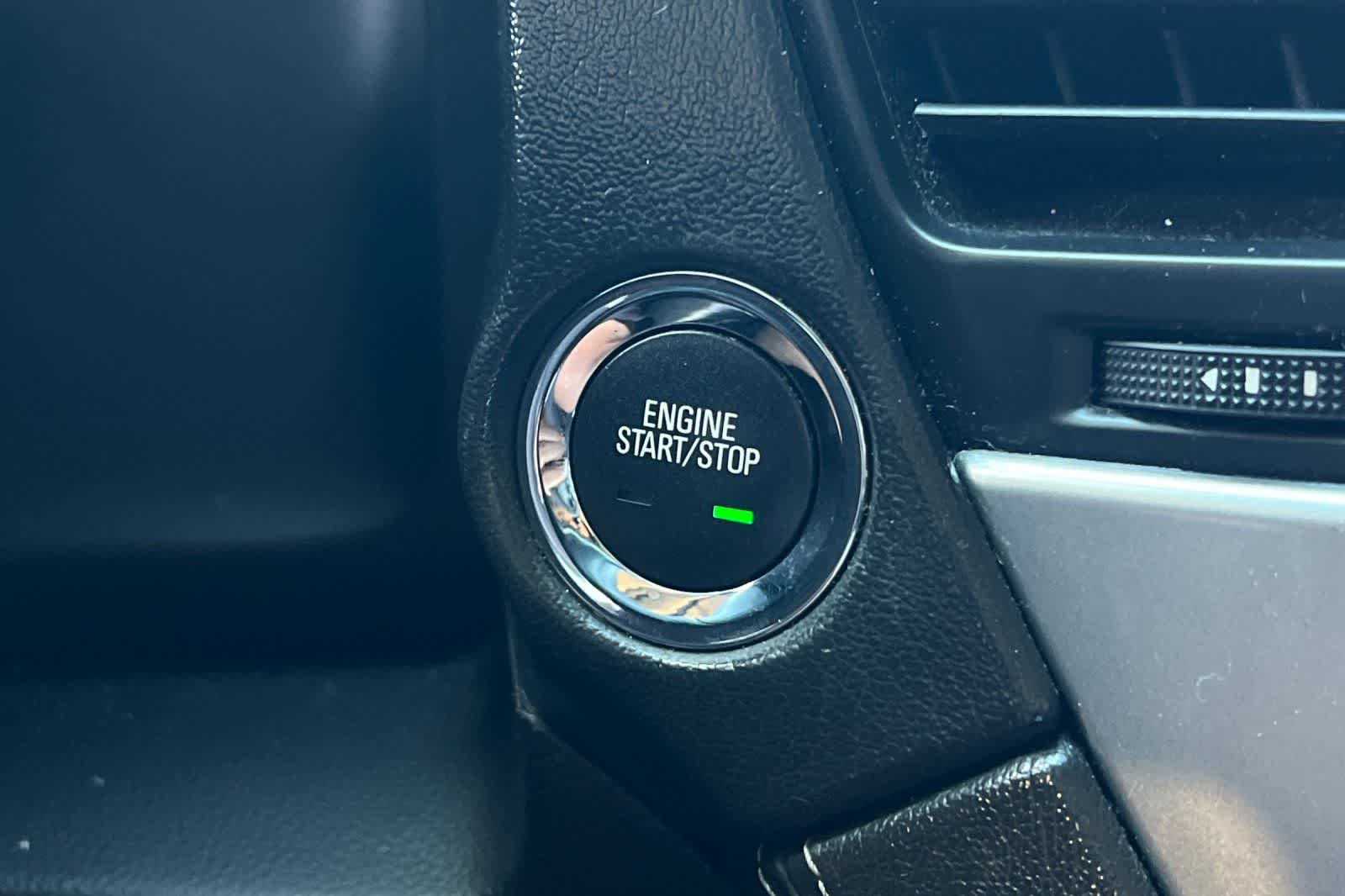 Thumbnail: 2019 Chevrolet Tahoe - 24