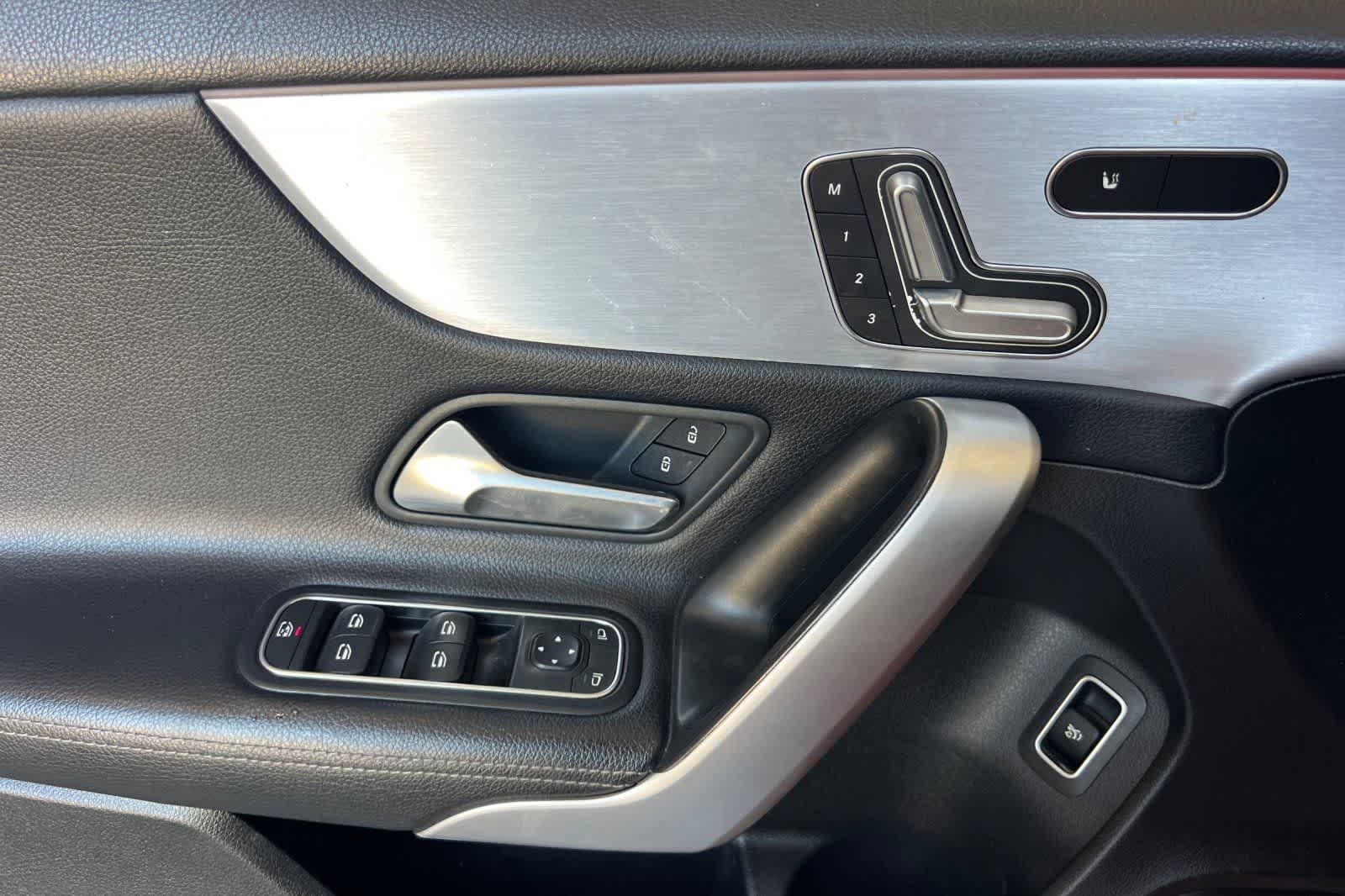 Thumbnail: 2019 Mercedes-Benz A-Class - 15