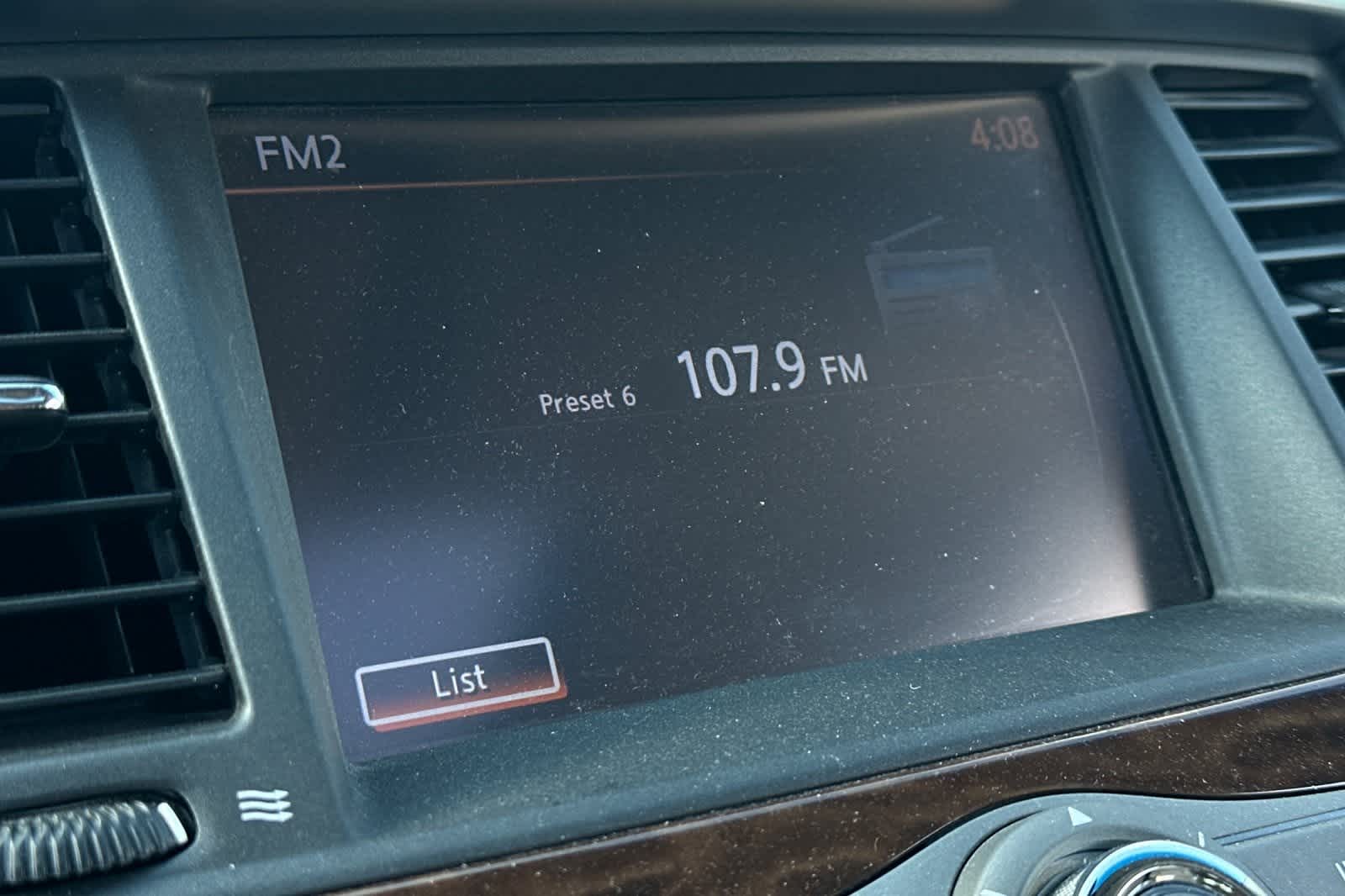 Thumbnail: 2017 Nissan Armada - 21