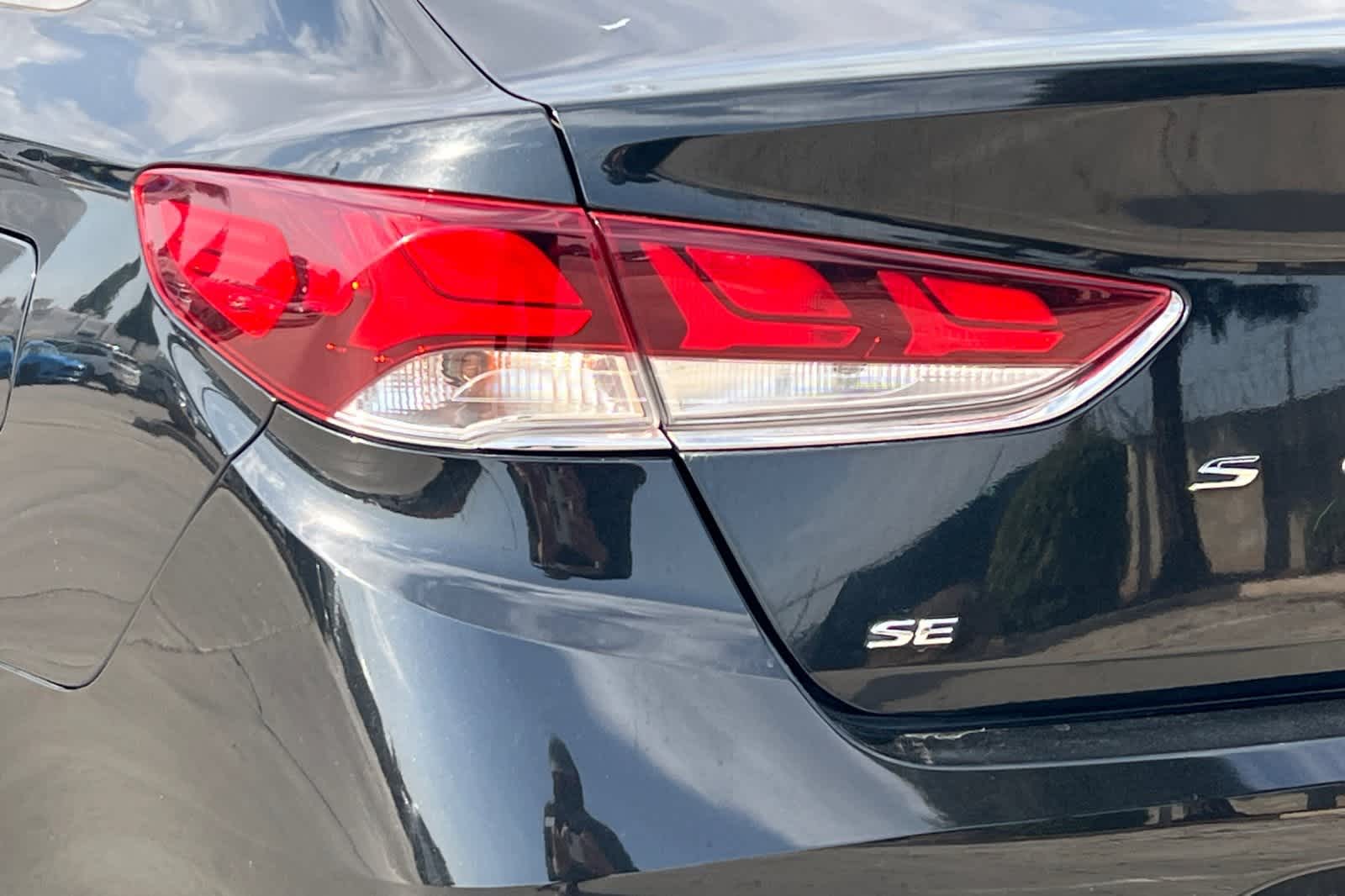 Thumbnail: 2018 Hyundai Sonata - 13