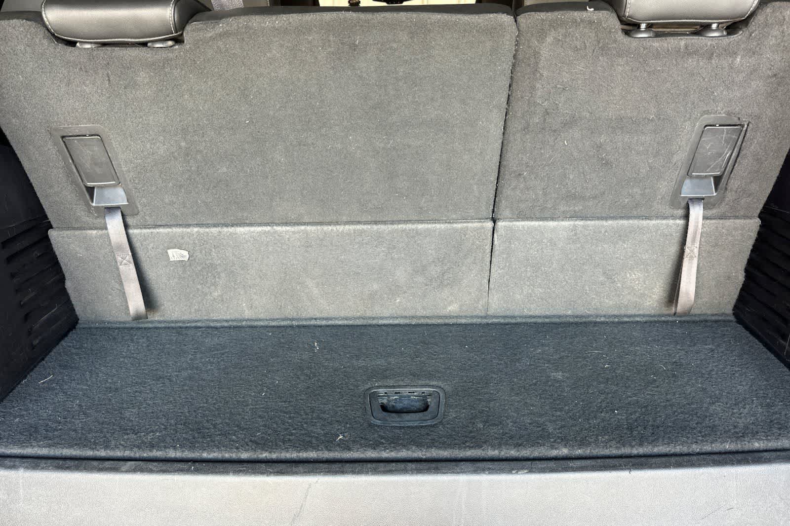 Thumbnail: 2016 Chevrolet Tahoe - 18