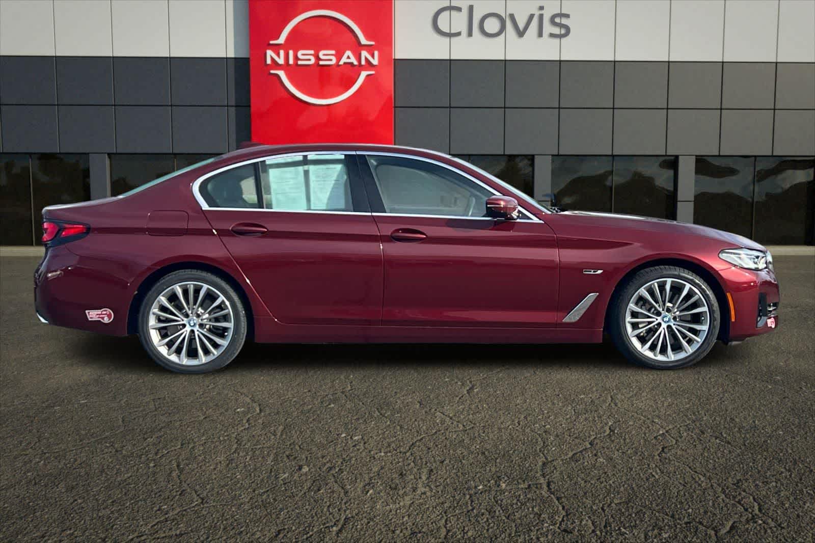 Thumbnail: 2023 BMW 5 Series - 9