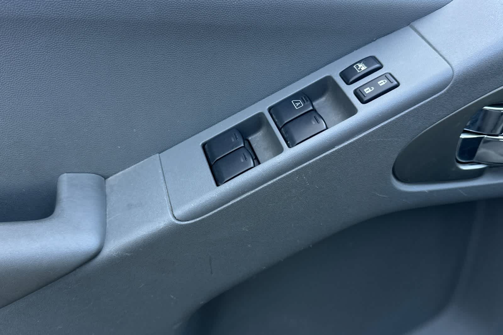 Thumbnail: 2019 Nissan Frontier - 15