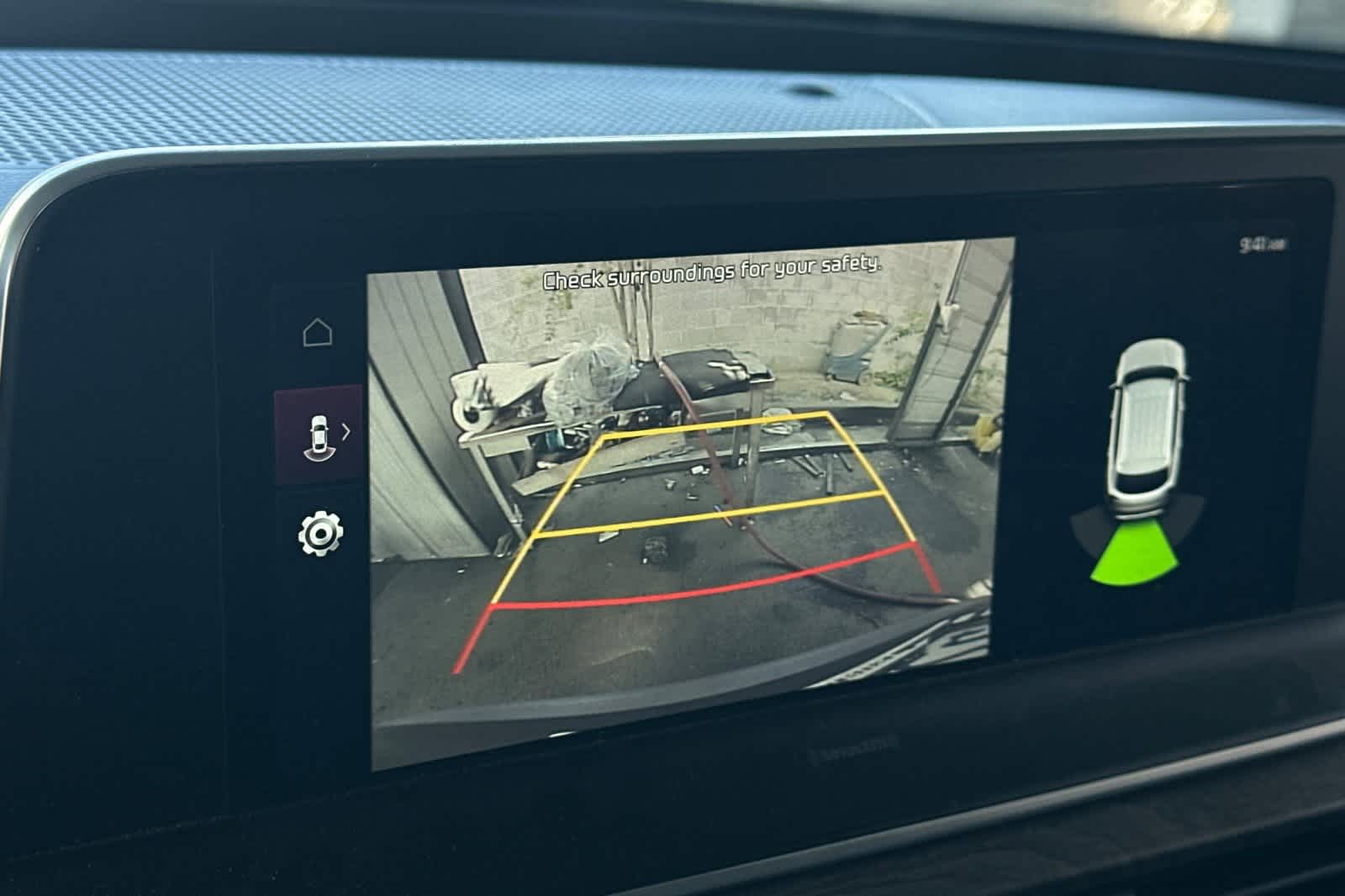 Thumbnail: 2021 Kia Telluride - 24