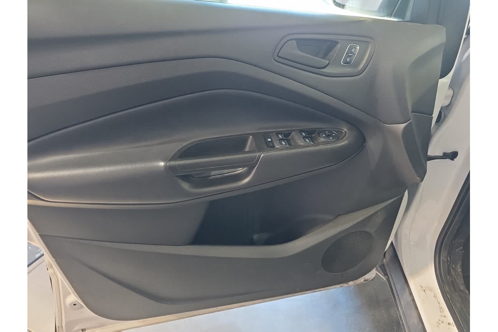 Thumbnail: 2017 Ford Escape - 18