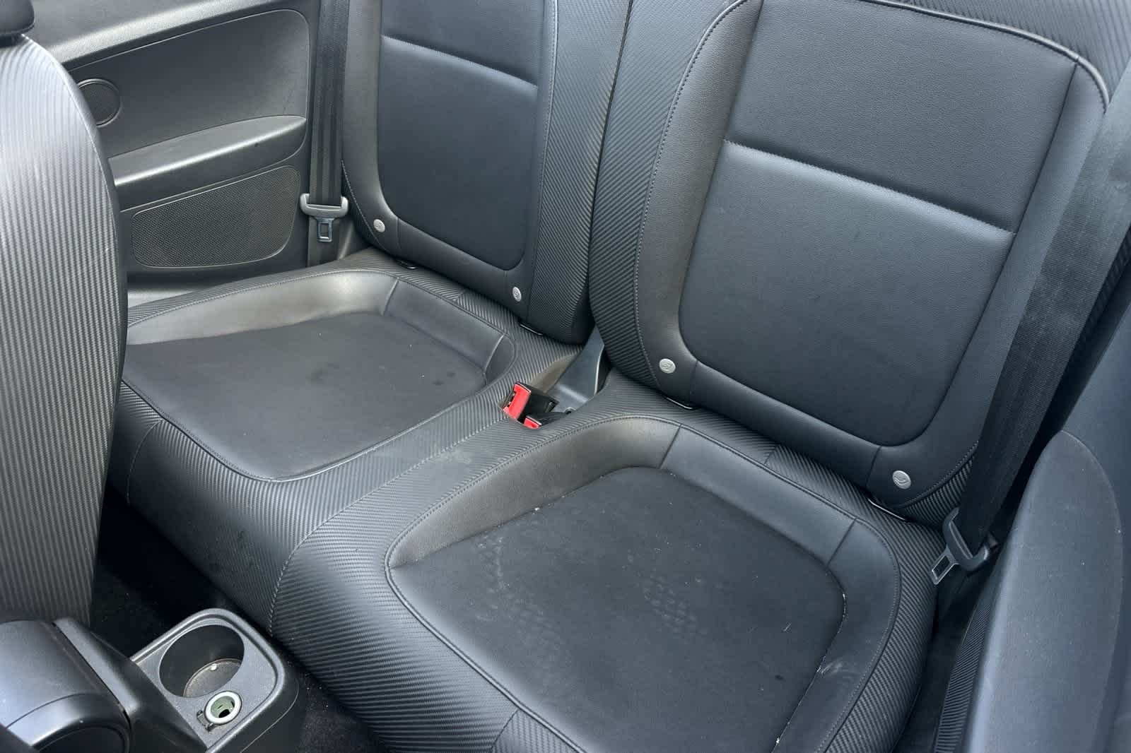 Thumbnail: 2018 Volkswagen Beetle - 5