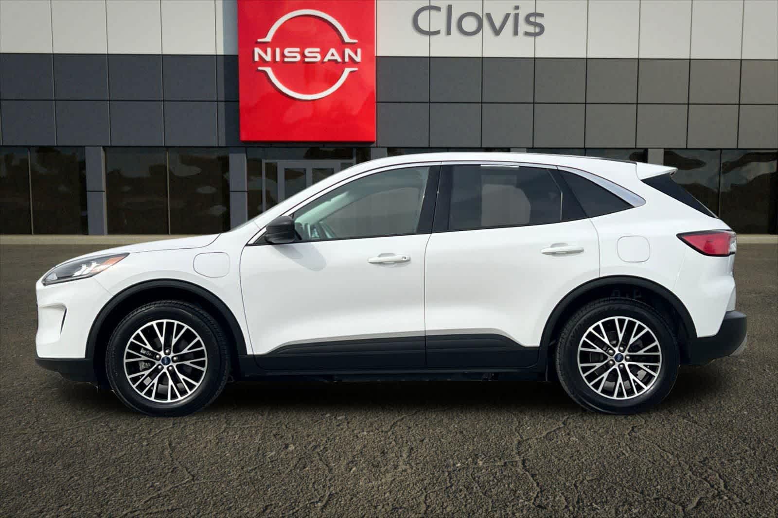 Thumbnail: 2022 Ford Escape - 6