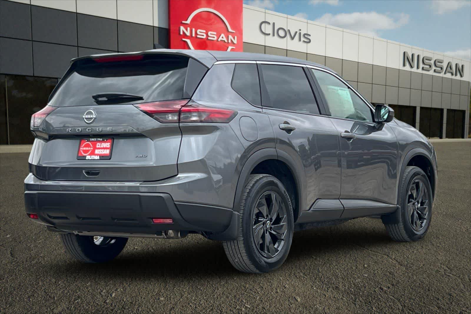 Thumbnail: 2026 Nissan Rogue - 3