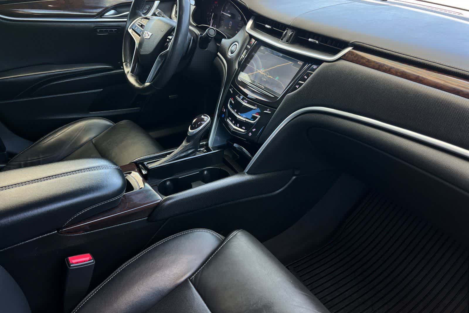 Thumbnail: 2017 Cadillac XTS - 17