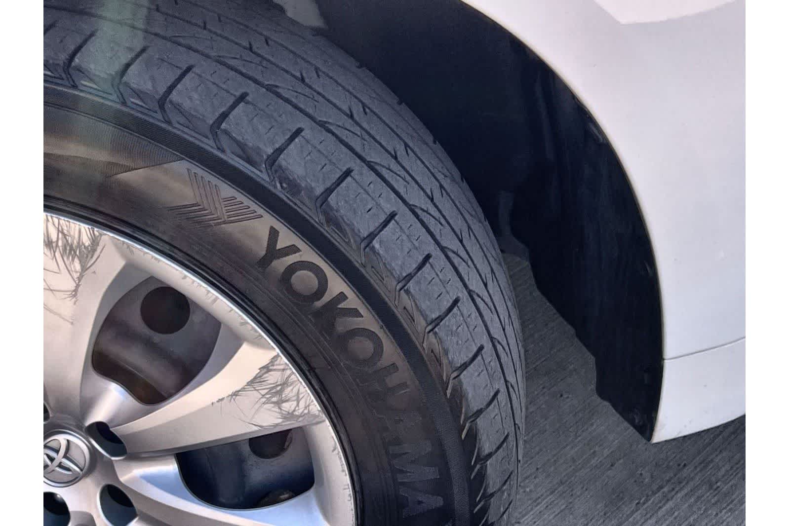 Thumbnail: 2023 Toyota Corolla - 24